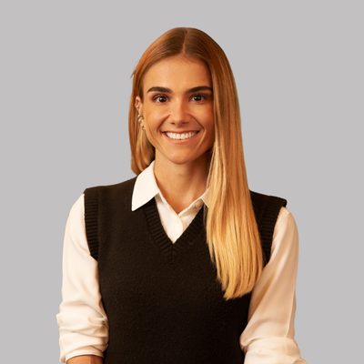 JULIA DE LUCA